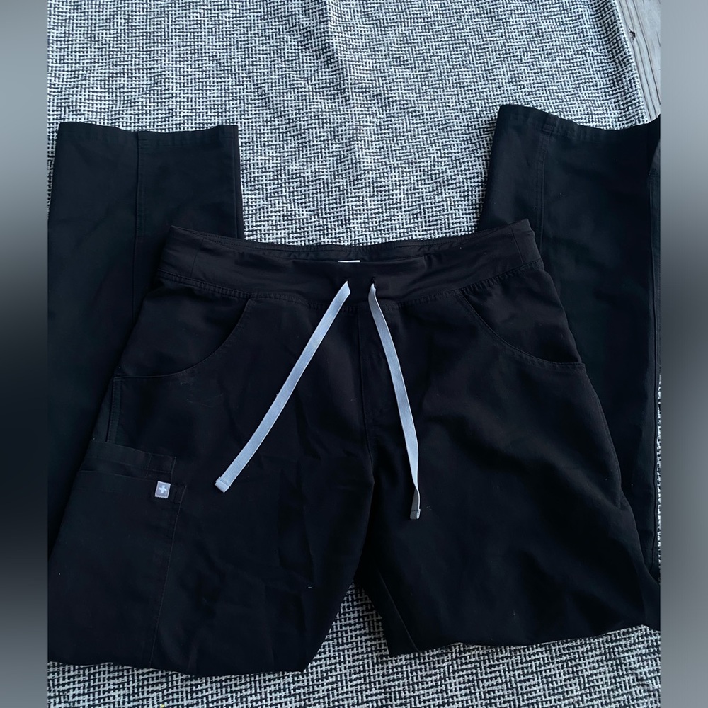 Figs Black Scrubs Kade